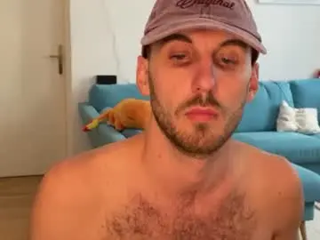 Chaturbate Live Sex Cam of leonvampire