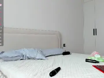 Chaturbate Sex Cam of wow__lina