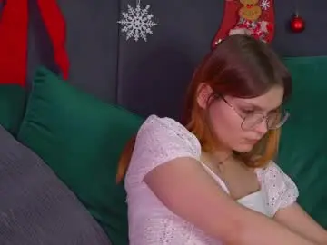 Chaturbate Live Sex Cam of bellamarebelle