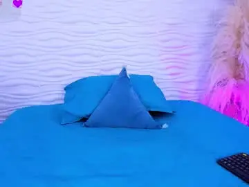 Chaturbate Live Sex Cam of chloegils