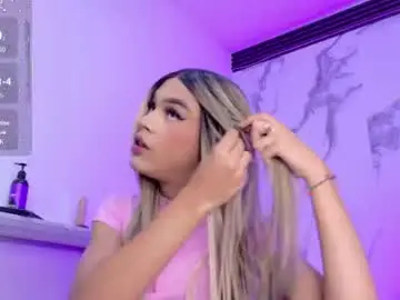 Chaturbate Best live sex cam show of dariah_jhonson