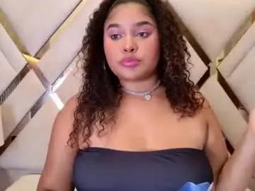 Chaturbate Free Live Porn of isabellapiercee