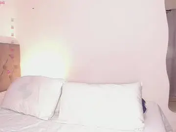 Chaturbate Live Sex Cam of tayssa_maravilh