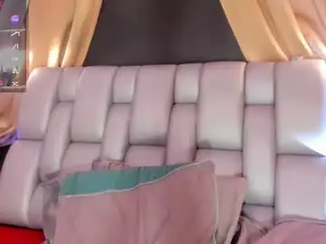 Chaturbate Watch Live Sex Cams of yeidonn