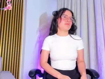 Chaturbate Best live sex cam show of alejagarcia_