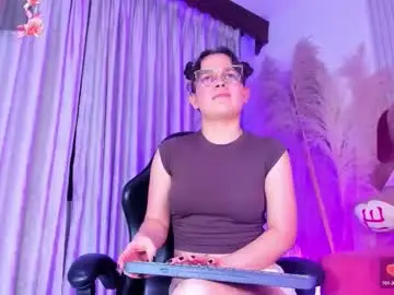 Chaturbate Free Porn Cam of alejagarcia_