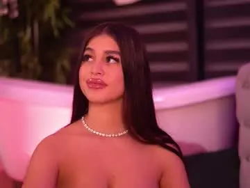 Chaturbate Watch Live Sex Cams of bellanoirre
