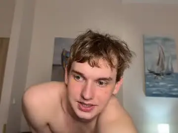 Chaturbate Live Porn of friday_gay_dude