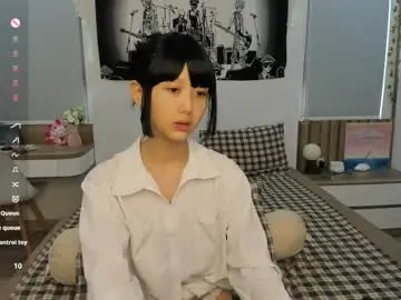 Chaturbate Sex Cam of little_yena