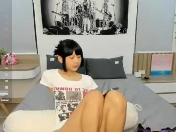 Chaturbate Watch Live Sex Cams of little_yena