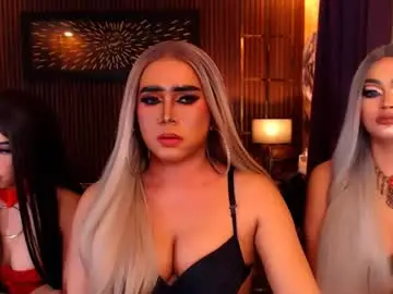 Chaturbate Best live sex cam show of brattzvenice