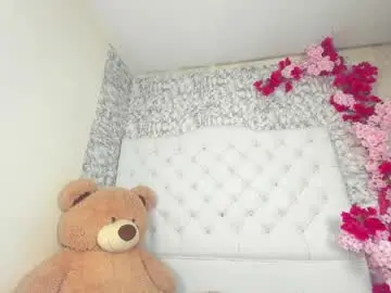 Chaturbate Live Porn of clarita_hills