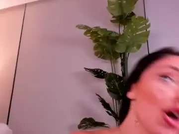 Chaturbate Best live sex cam show of erikabee