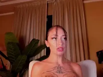 Chaturbate Watch Live Sex Cams of erikabee