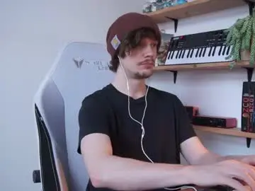 Chaturbate Live Sex Cam of ironthud