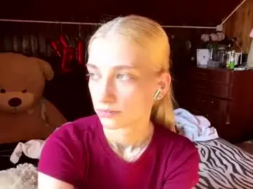 Chaturbate Watch Live Sex Cams of janicesivertsen