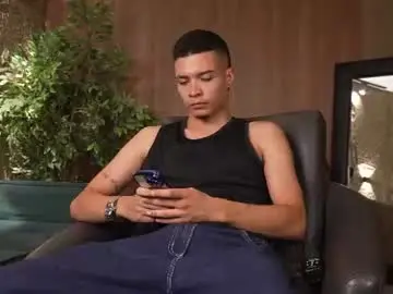 Chaturbate Live Sex Cam of marcoyethan