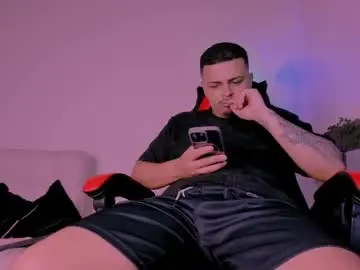 Chaturbate Adult Video Chat of mathew_hot21