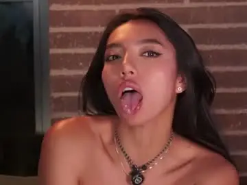 Chaturbate Free Live Porn of sharon__baker_