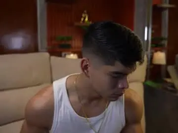 Chaturbate Free Porn Cam of capizzi_