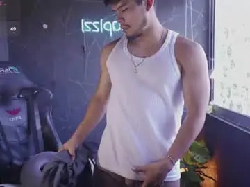 Chaturbate Live Sex Cam of capizzi_