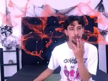 Chaturbate Nude Webcam of dominic_blade