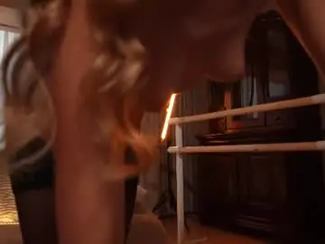 Chaturbate Sex Cam of aurora_the_ballerina