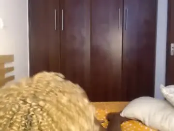 Chaturbate Best live sex cam show of carlyscoop