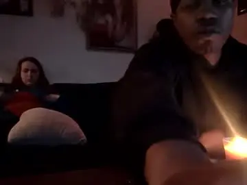 Chaturbate Live Sex Cam of evanschris2048