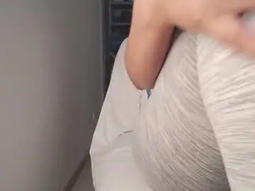 Chaturbate Adult Video Chat of katy_18_pocahontas