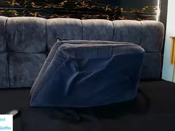 Chaturbate Best live sex cam show of logan_griffin