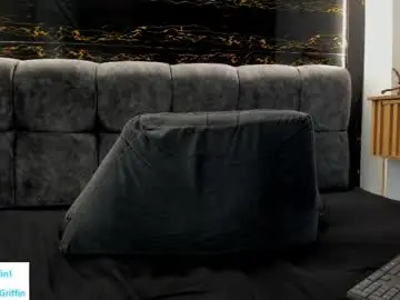 Chaturbate Live Porn of logan_griffin