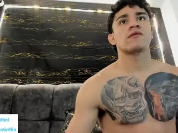Chaturbate Best live sex cam show of logan_griffin