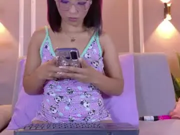 Chaturbate Sex Chat of miafoxxx5