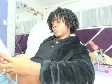 Chaturbate Watch Live Sex Cams of santy_bigcock_01