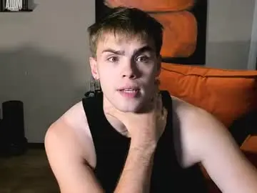 Chaturbate Free Porn Cam of simonwnl