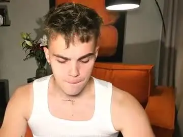 Chaturbate Watch Live Sex Cams of simonwnl