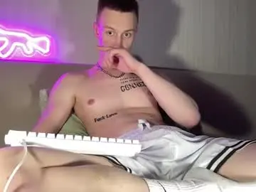 Chaturbate Live Sex of travis_gracile