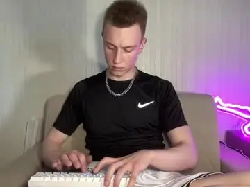 Chaturbate Sex Cam of travis_gracile