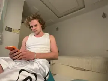 Chaturbate Watch Live Sex Cams of treezyny