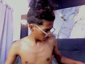 Chaturbate Best Webcam of triiangel_latinboy