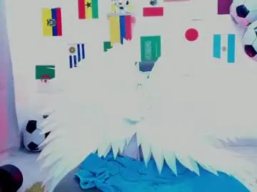 Chaturbate Sex Chat of triiangel_latinboy