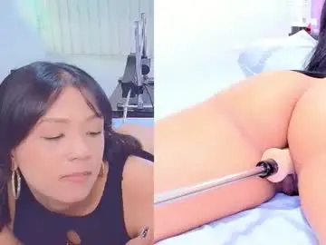 Chaturbate Sex Cam of ellieblush