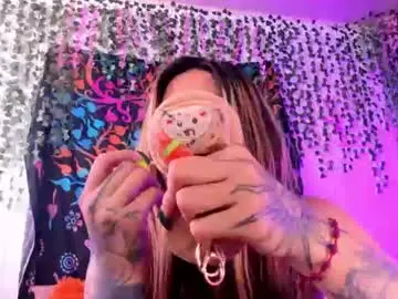 Chaturbate Best live sex cam show of eva_tattoo