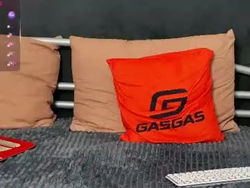 Chaturbate Best live sex cam show of harvey_ren