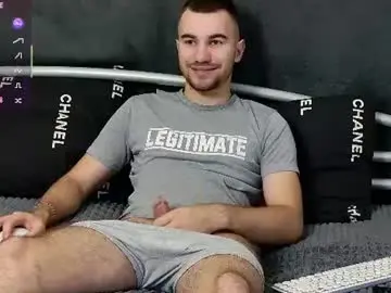 Chaturbate Adult Video Chat of harvey_ren
