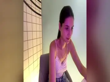Chaturbate Best live sex cam show of meralynn