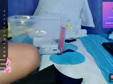 Chaturbate Private Sex Chat of skinnykalitzo18