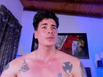 Chaturbate Live Sex Cam of liamwyatt_