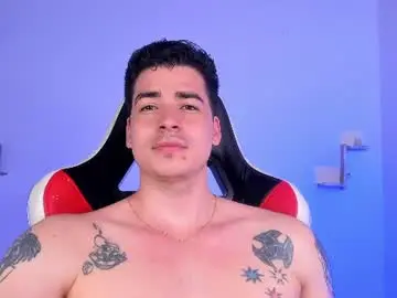 Chaturbate Live Sex Cam of liamwyatt_